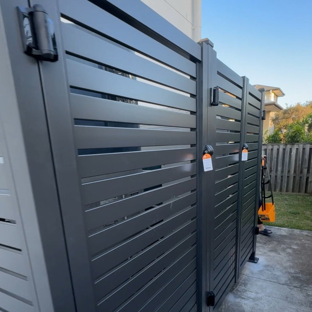 DIY horzontal slats pedestrian gate for bin closure
