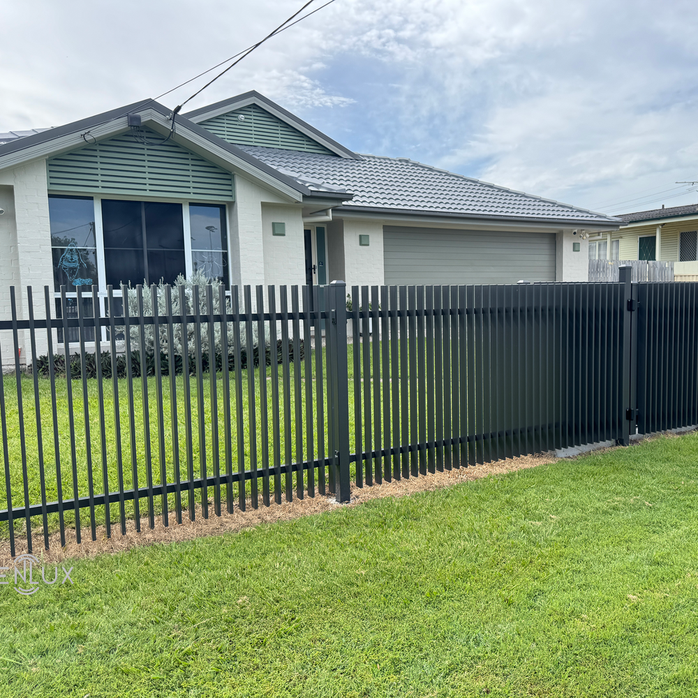 Pre-Welded Aluminium Blade Fence Panel 2389mm wide
