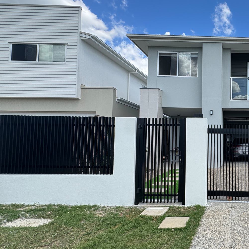 Welded Aluminum Blade Style Pedestrian Gate with Lock