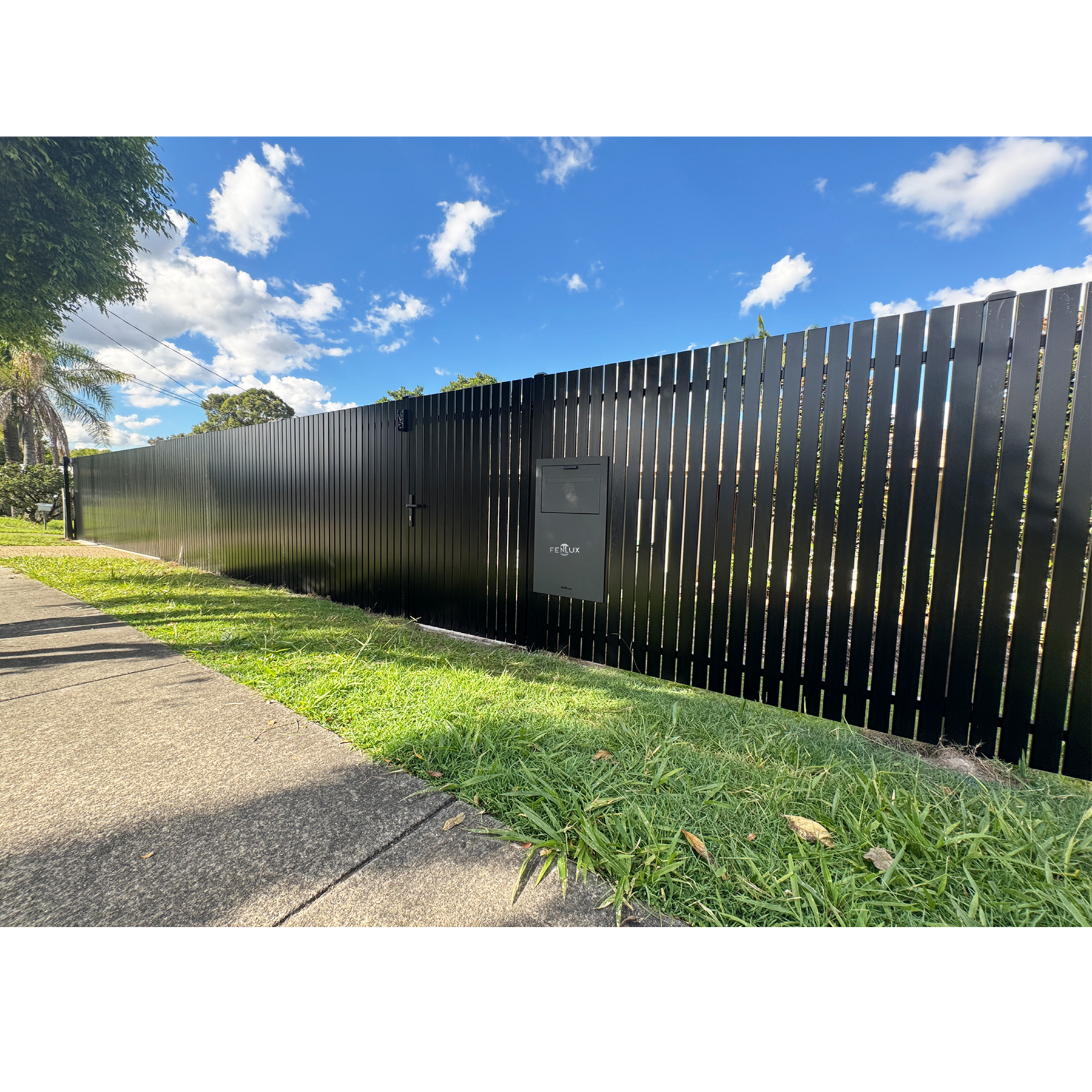 welded picket fence for queensland house
