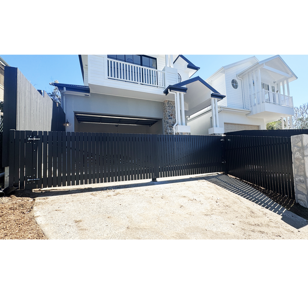 vertical picket style swing gate for builders